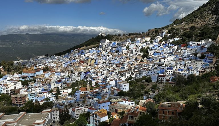 Descubre Chefchaouen con un guía local