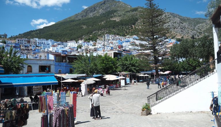 Descubre Chefchaouen con un guía local